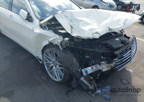 2016 Mercedes-Benz S 550 z USA, uszkodzony, nr VIN WDDUG8CB6GA236168